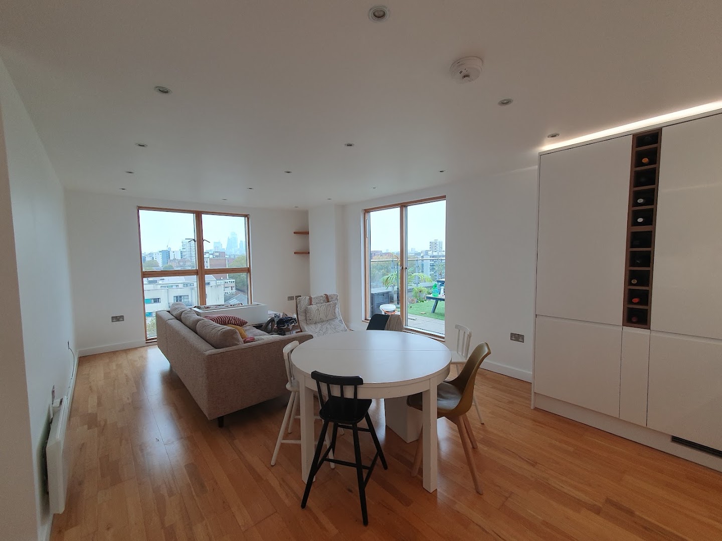 FRA Home Improvement Services - London property maintenance, painter and decorator, drywall repair, flooring, tiler, handyman — Photos 8